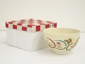 京焼　加藤昌山造　色絵扇面四季草花茶碗（箱付）